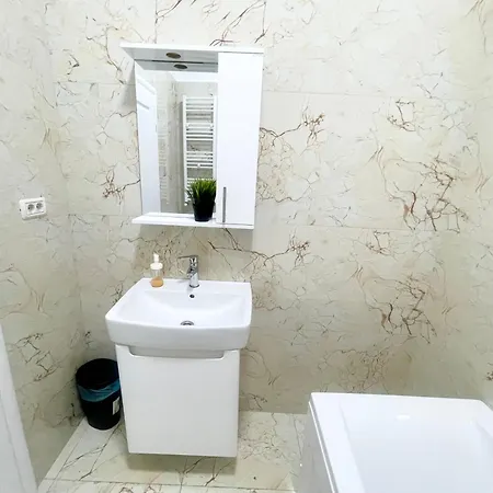 Adress Cd22 Apartment Bucharest